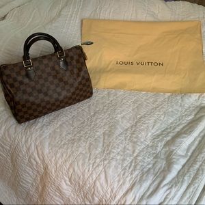 Louis Vuitton Speedy 30 Damier LIKE NEW!!